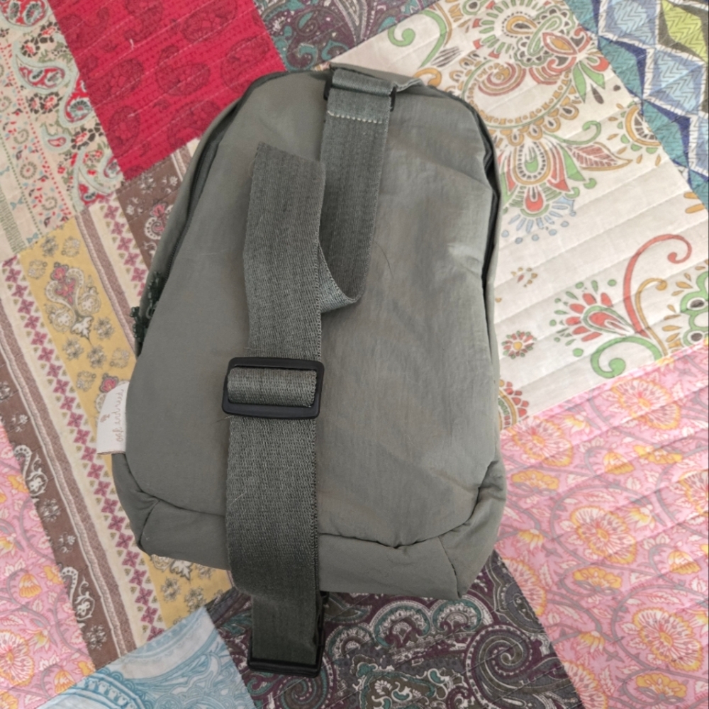Oak and Reed Crossbody Shoulder Bag